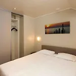Holiday park Golden Lakes Village / Ardennes 4*