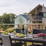 Golden Lakes Village Ardennes 4*