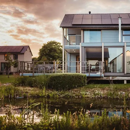 Golden Lakes Village Ardennes Village de vacances