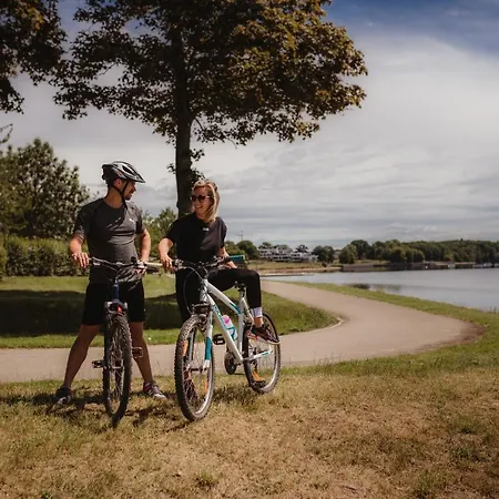 Golden Lakes Village / Ardennes База отдыха