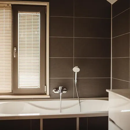 База отдыха Golden Lakes Village / Ardennes