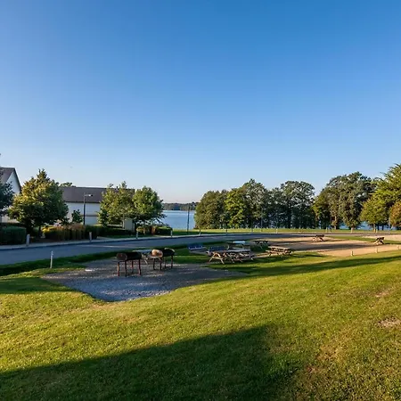 Holiday park Golden Lakes Village / Ardennes 4*