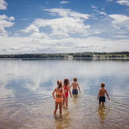 Golden Lakes Village / Ardennes База отдыха