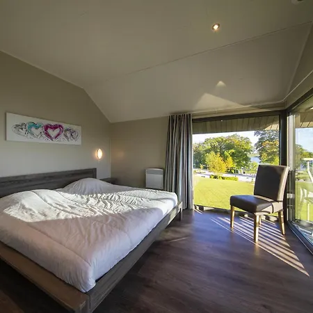 Golden Lakes Village Ardennes Parco vacanze 4*
