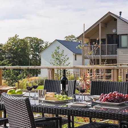 Golden Lakes Village / Ardennes 4*