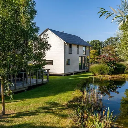 Golden Lakes Village / Ardennes