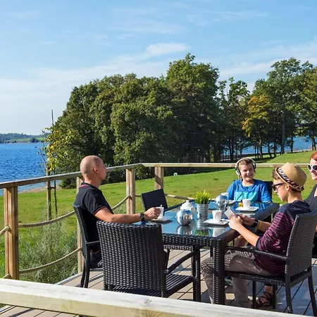 Golden Lakes Village / Ardennes