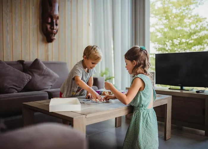 Golden Lakes Village Ardennes 4*