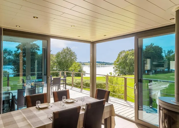 Golden Lakes Village Ardennes 홀리데이파크 4*