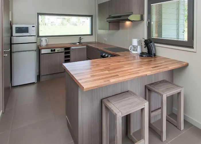 Golden Lakes Village Ardennes 4*