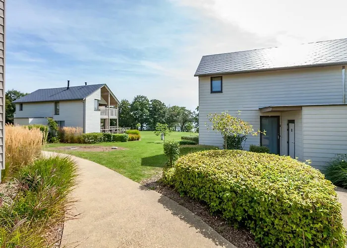 Golden Lakes Village Ardennes Boussu-lez-Walcourt